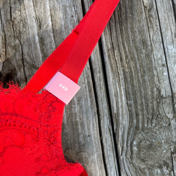 Cacique Lane Bryant NWT Cherry Red Smooth Balconette Bra 44D - Picture 2 of 8